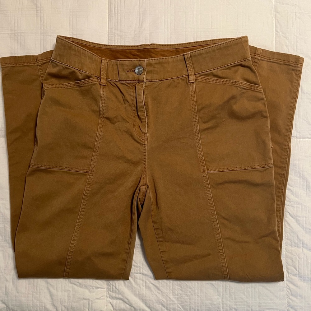 Chicos Straight Leg Casual Pants. Size 1P